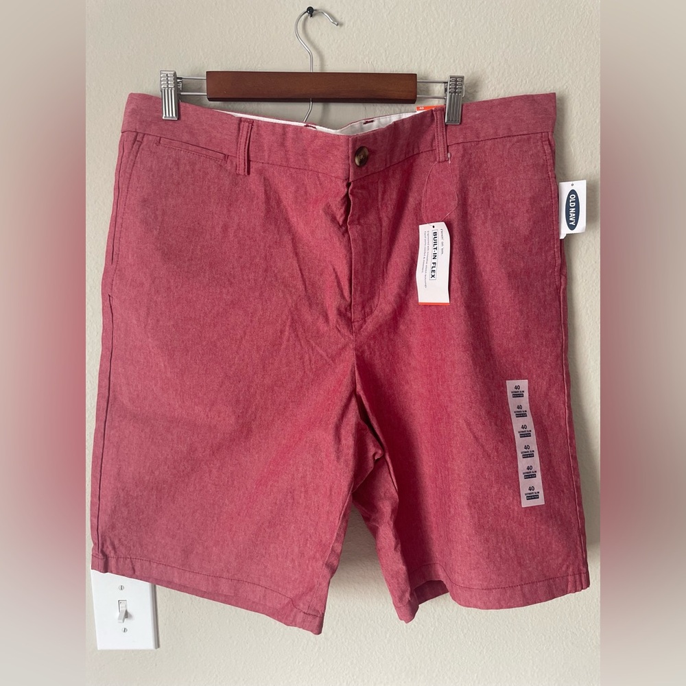 Old Navy Men's Red Flat Front Shorts